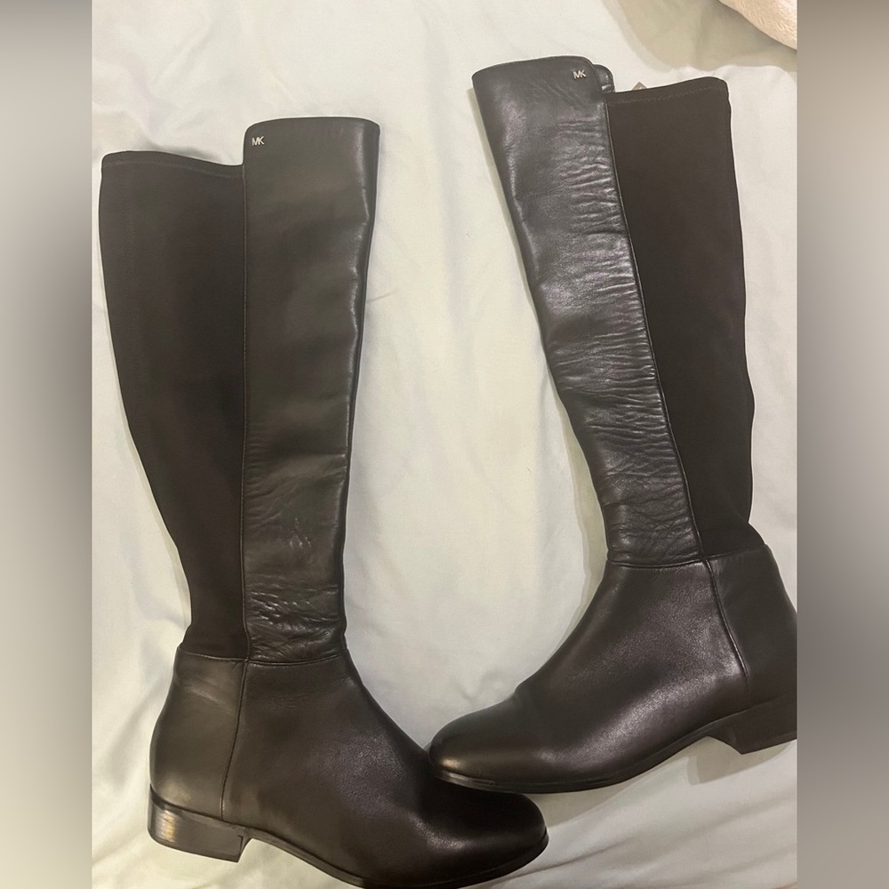 MK black knee high boots. Great condition. Size 8.